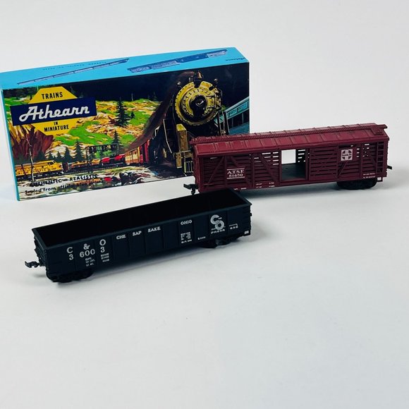 Athearn Trains 3 HO Scale Train Cars Box Car, Coal Car & Car Carrier w One Car - Picture 2 of 8